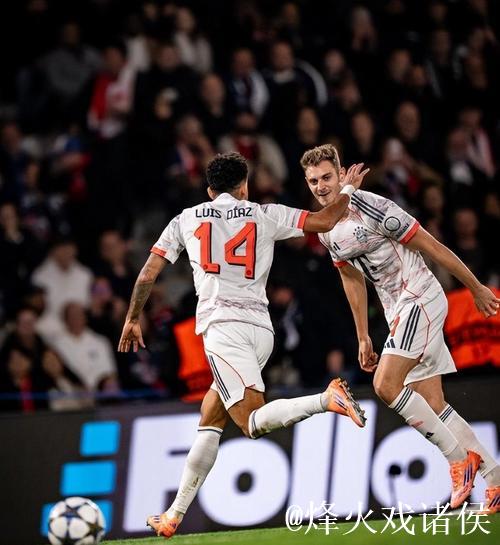 迪亚斯双响+剪刀脚红牌,十人拜仁2-1险胜巴黎,继续全胜领跑 迪亚斯双响+剪刀脚红牌,十人拜仁2-1险胜巴黎,继续全胜领跑